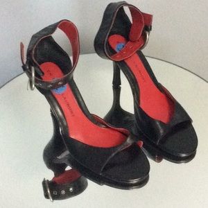 Ladies sandals